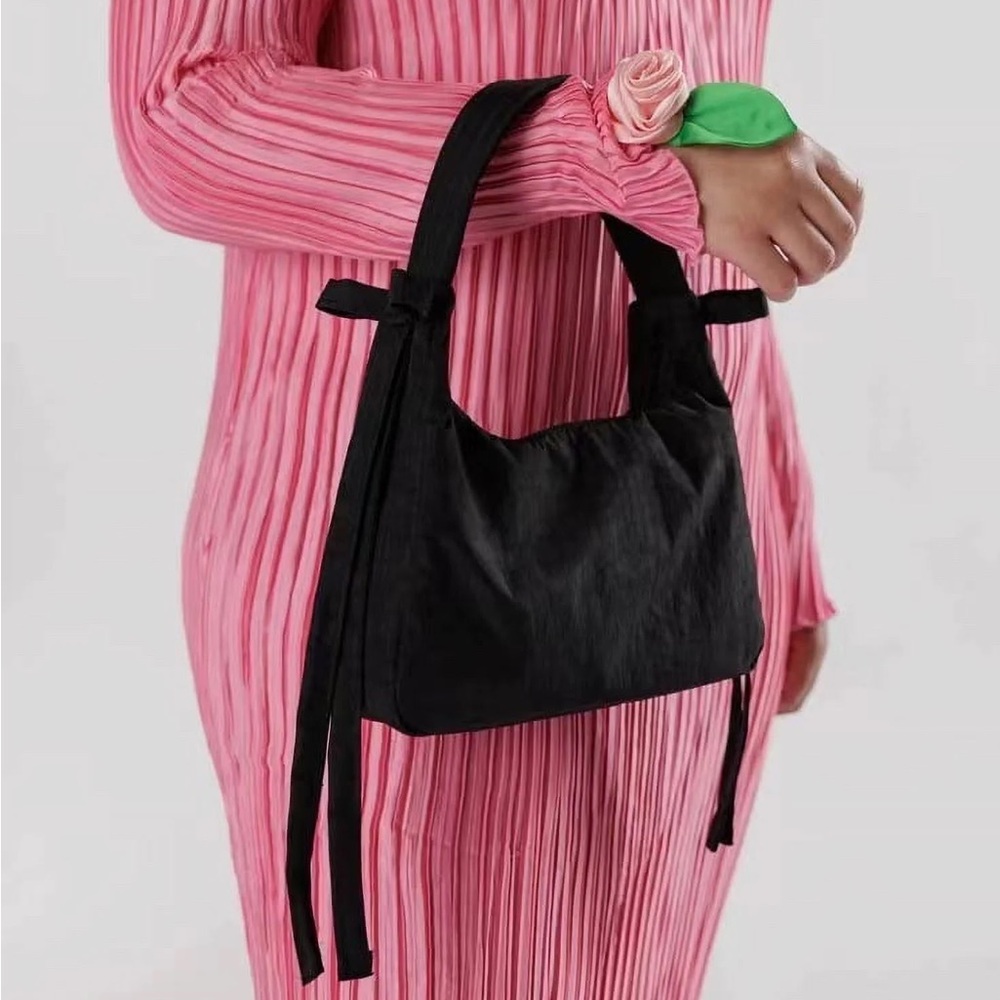 Sandy Liang x baggu bow bag in black